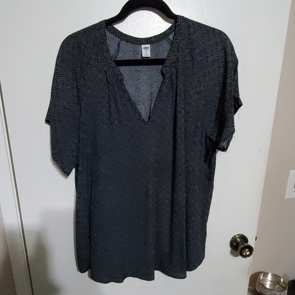 2/10 Old Navy Blouse Xl